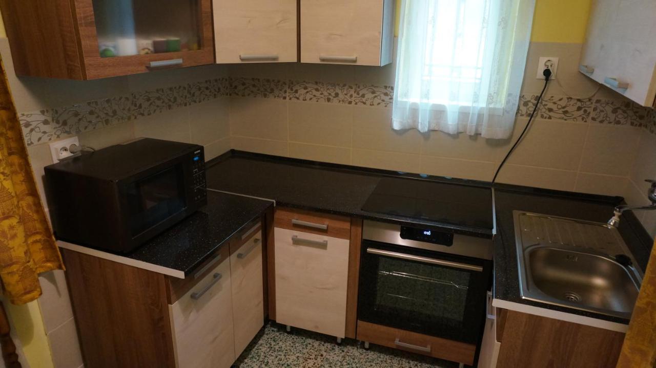 Sunny Apartman Nyíregyháza Dış mekan fotoğraf